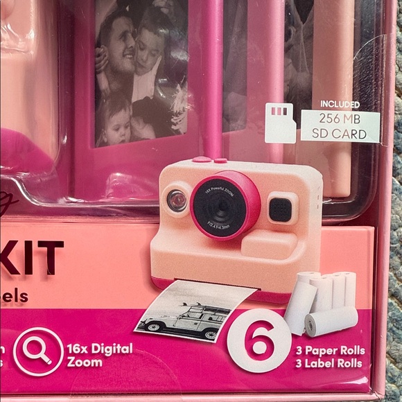 Pink Digital Camera Kit - Picture 6 of 7